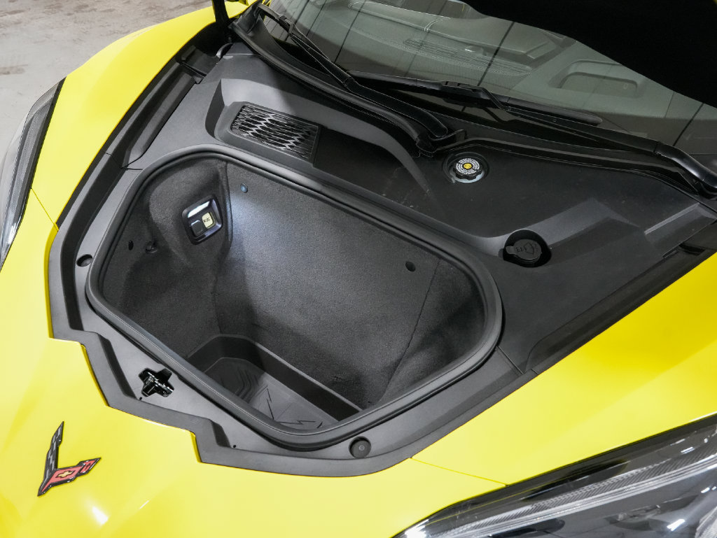 Used 2023 Chevrolet Corvette Z06 RWD image 36