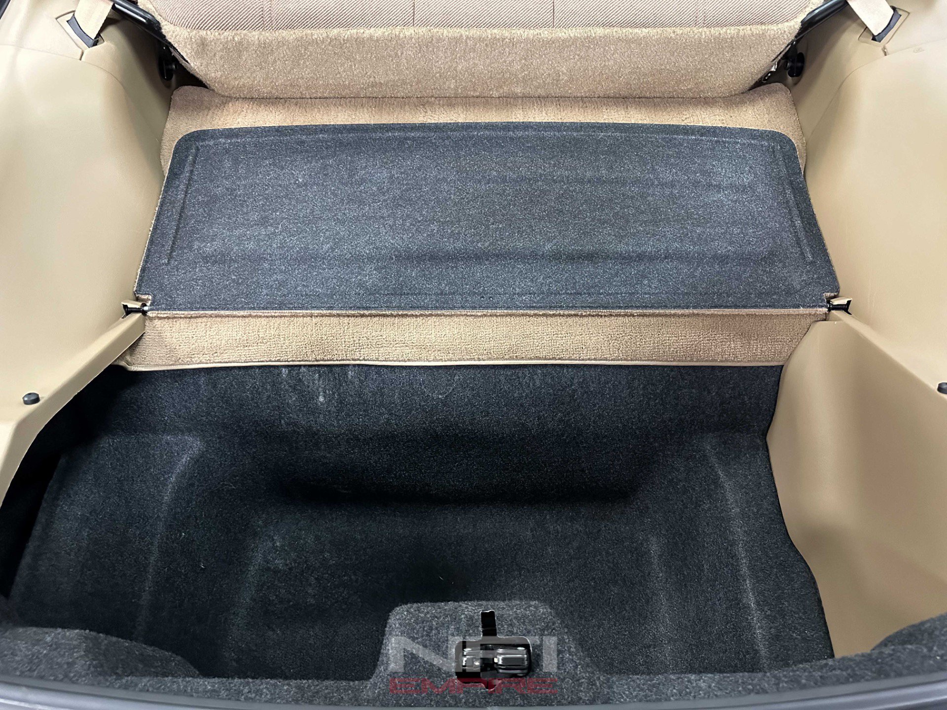 Used 1995 Chevrolet Camaro Z28 RWD image 41