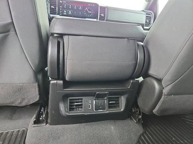 Used 2024 GMC Sierra 3500 SLE w/ SLE Convenience Package image 32