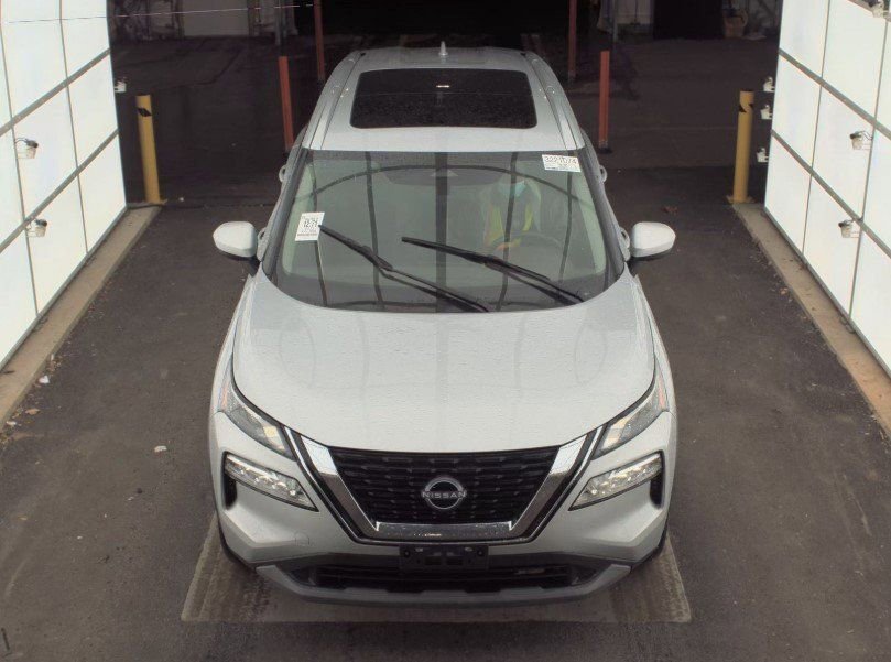 Used 2023 Nissan Rogue SV w/ SV Premium B Package image 17