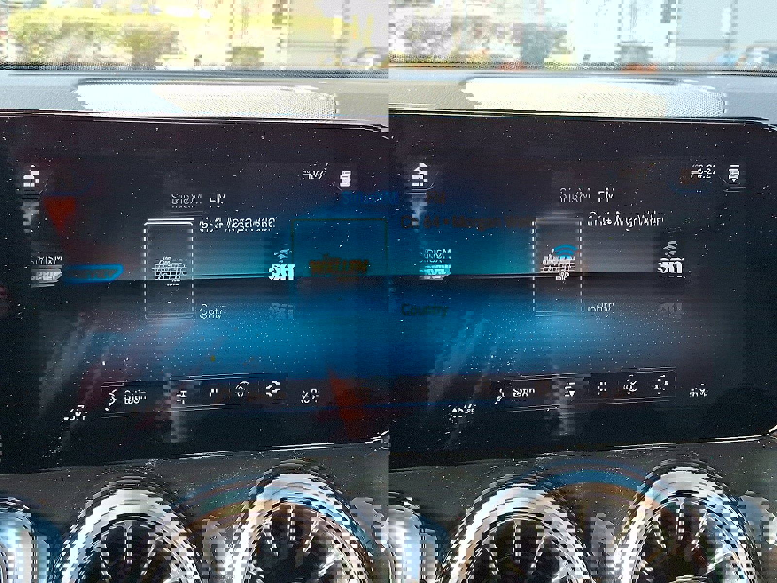 Used 2023 Mercedes-Benz EQB 300 4MATIC image 18