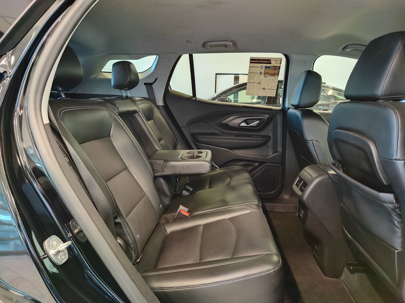 Used 2023 GMC Terrain SLT image 16