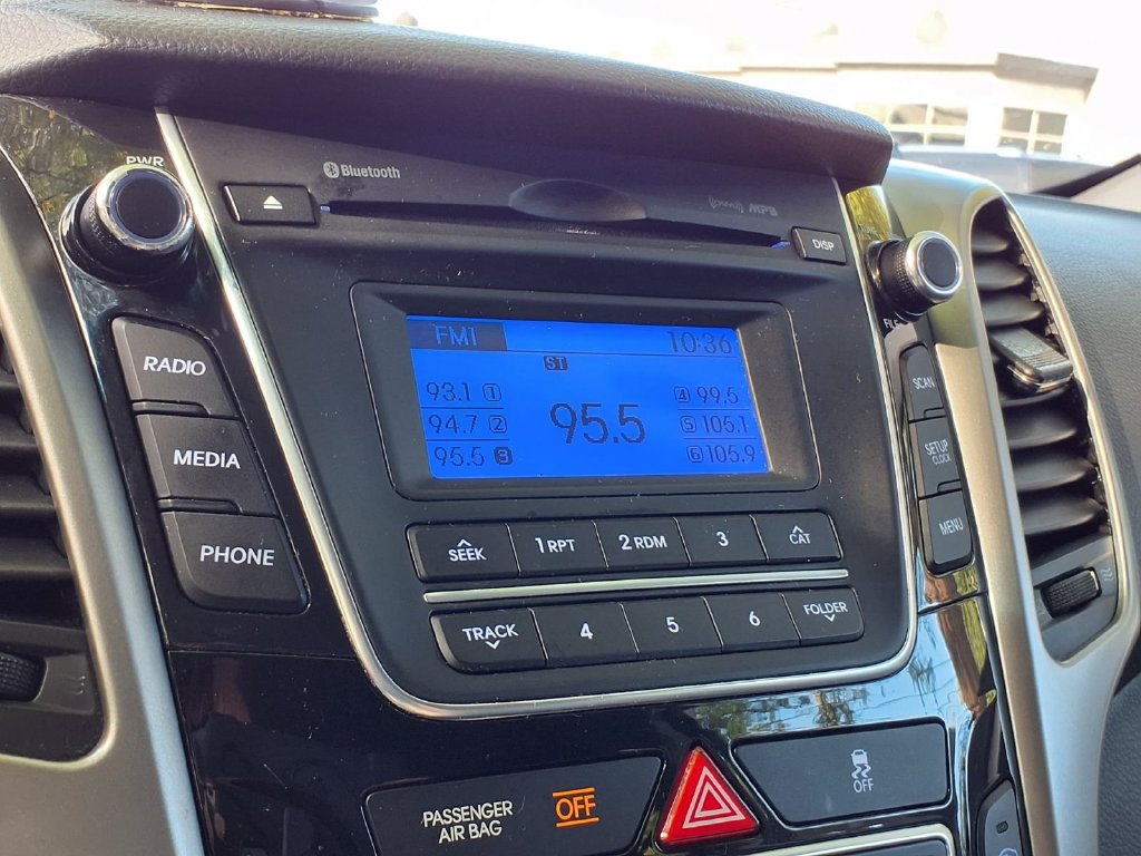 Used 2014 Hyundai Elantra GT FWD image 7