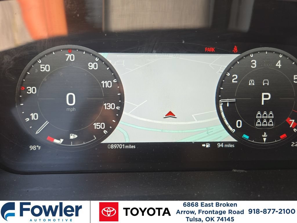 Used 2023 Land Rover Defender 130 SE AWD/4WD image 20