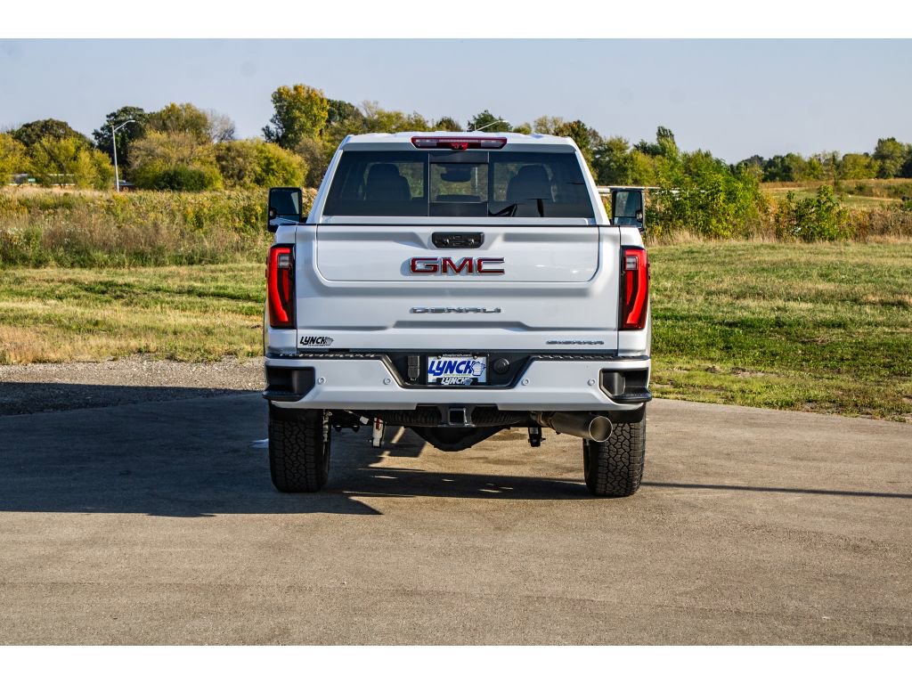 New 2026 GMC Sierra 2500 Denali w/ Denali Reserve Package image 3
