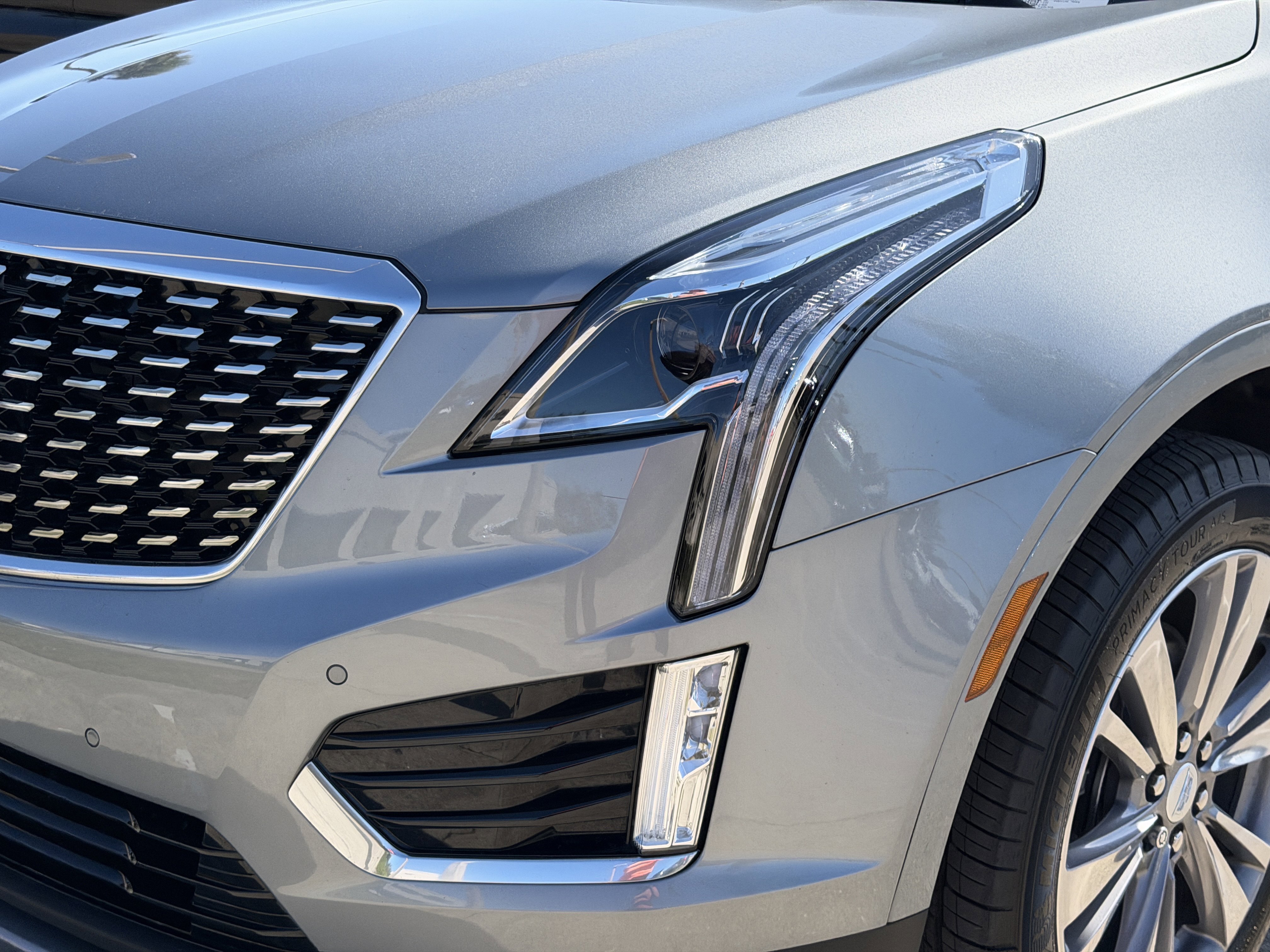 New 2025 Cadillac XT5 Premium Luxury image 8