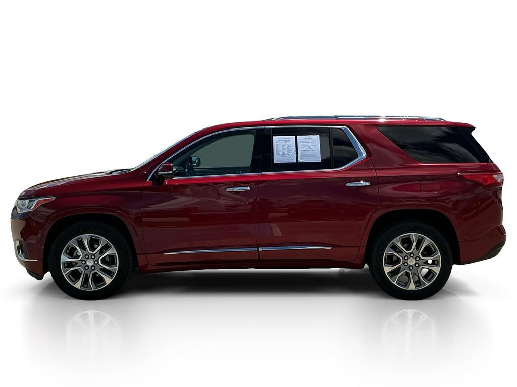 Used 2019 Chevrolet Traverse Premier w/ Driver Confidence II Package FWD image 4
