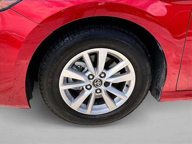 Used 2025 Toyota Camry LE FWD image 10