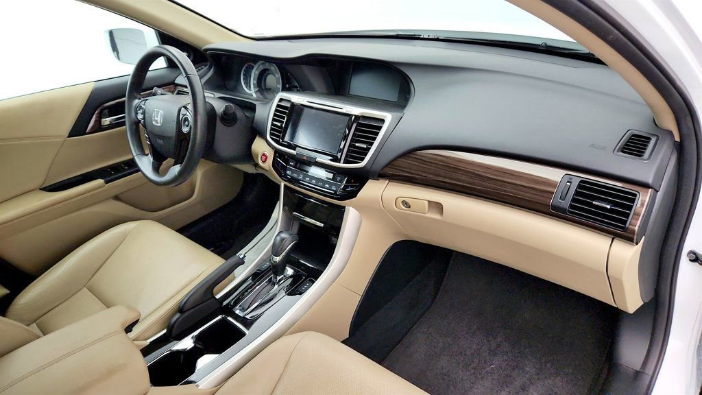 Used 2016 Honda Accord EX-L image 25