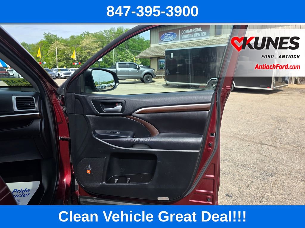 Used 2016 Toyota Highlander Limited Platinum AWD/4WD image 35