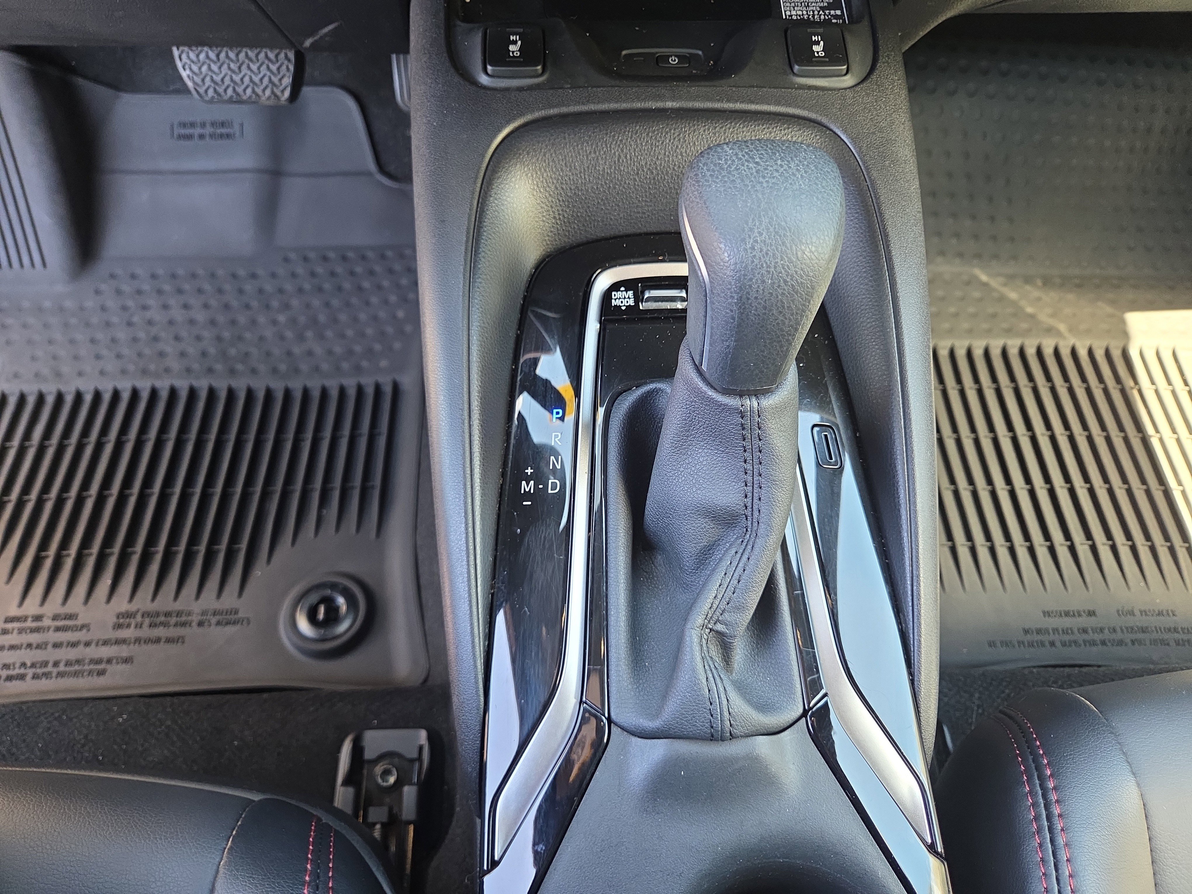 Certified 2025 Toyota Corolla XSE FWD image 18