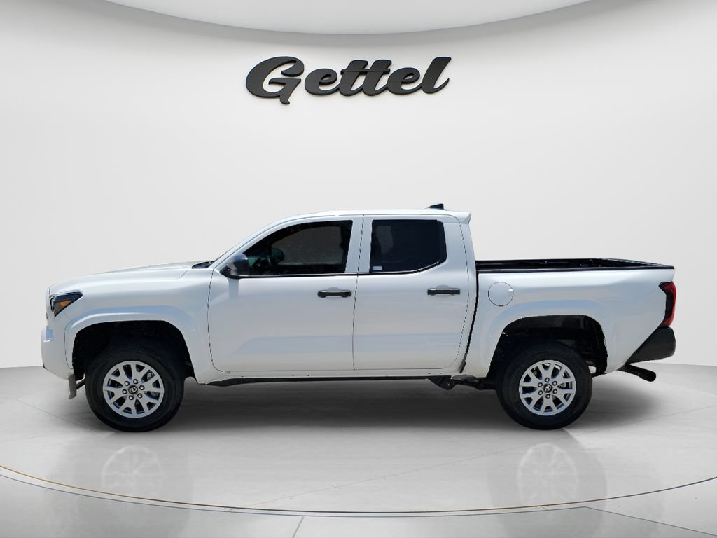 Certified 2024 Toyota Tacoma SR AWD/4WD image 8