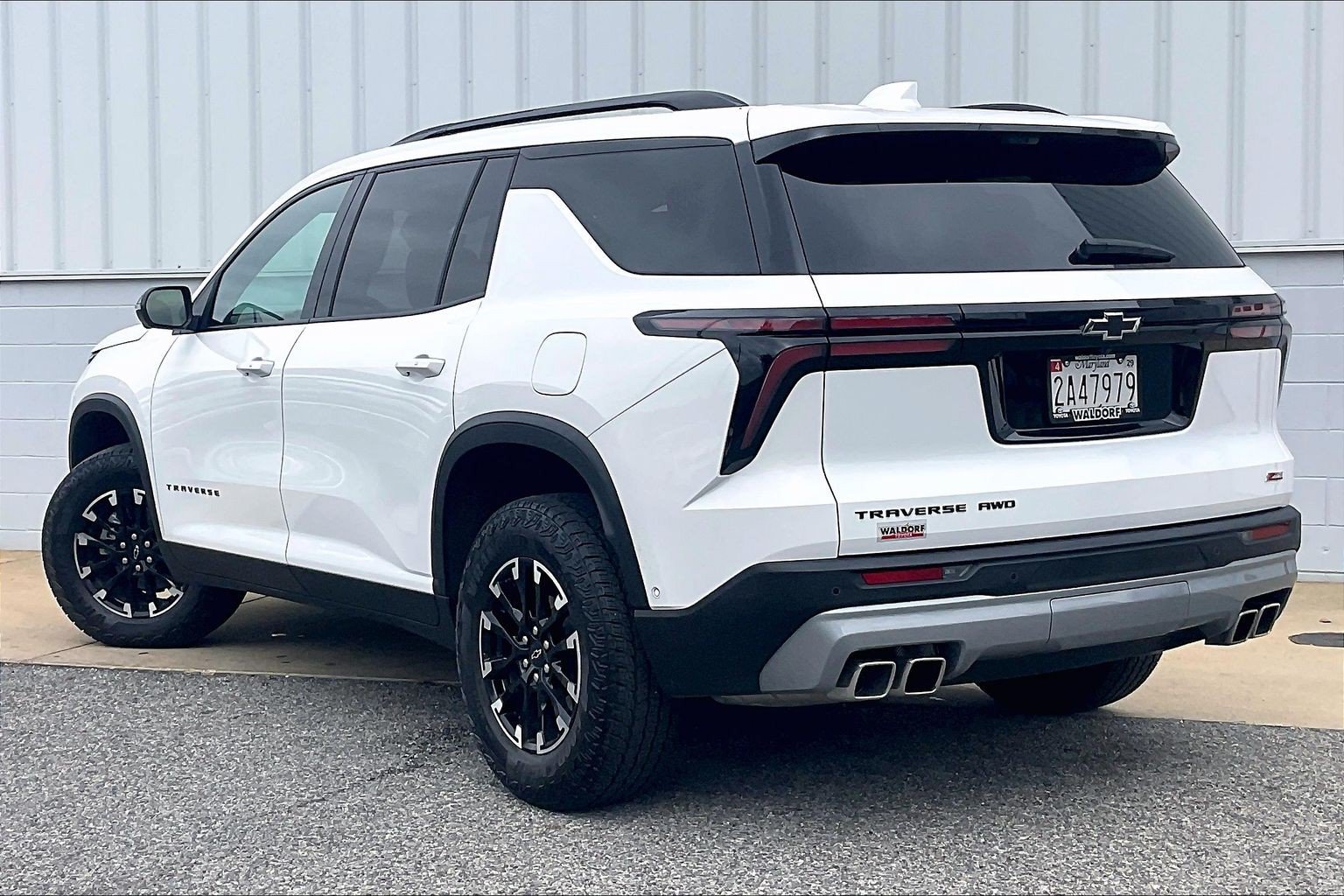 Used 2024 Chevrolet Traverse Z71 w/ Enhanced Driving Package AWD/4WD image 15