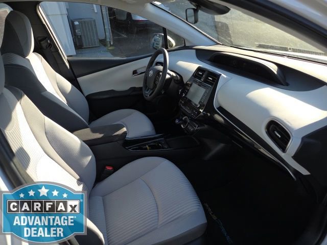 Used 2022 Toyota Prius Prime LE image 4