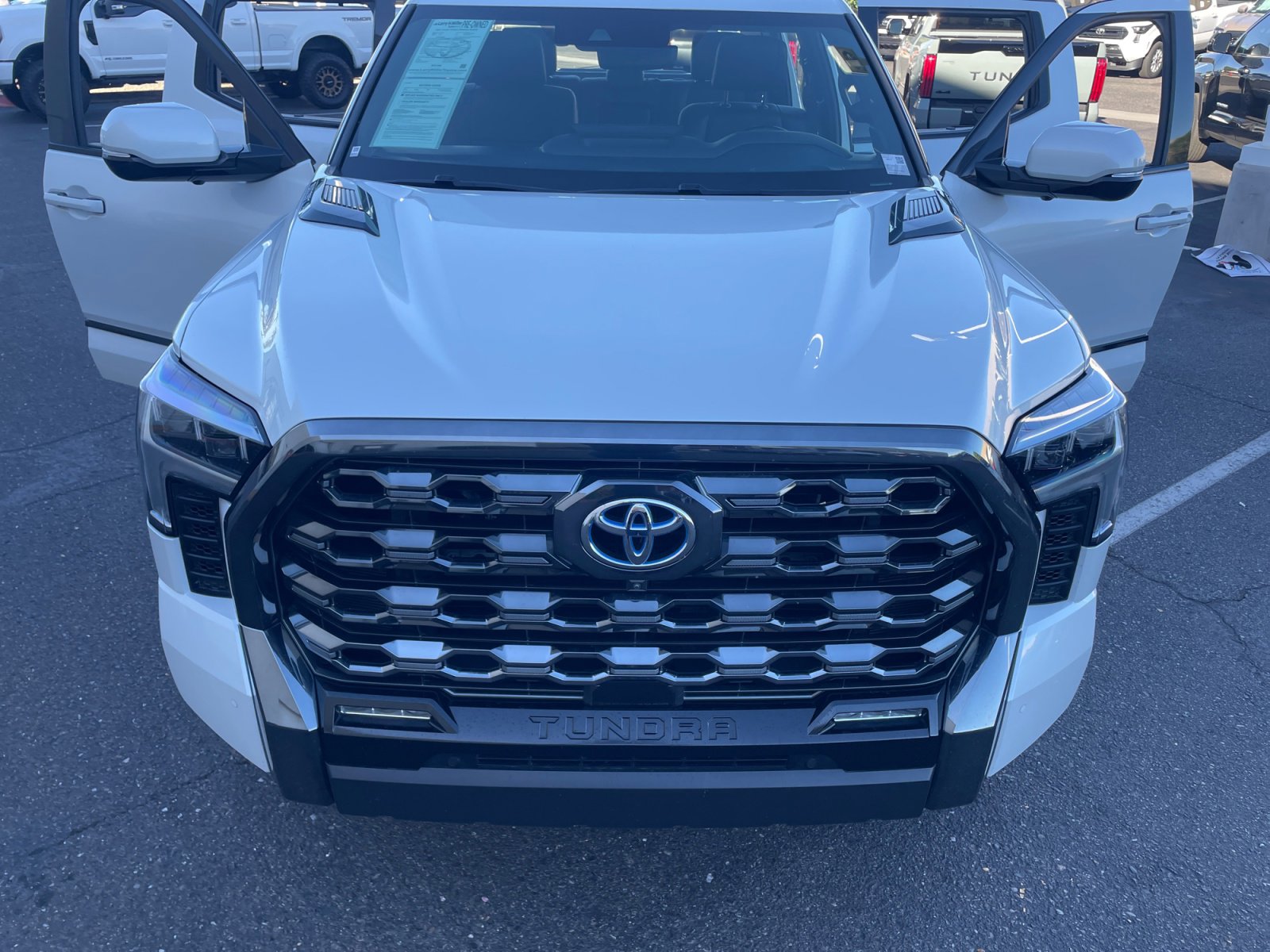 Used 2023 Toyota Tundra Platinum w/ Advanced Package image 23