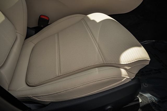 New 2026 Mercedes-Benz C 300 4MATIC Sedan image 32