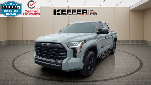 Used 2025 Toyota Tundra SR5 w/ SR5 Convenience Package image 1