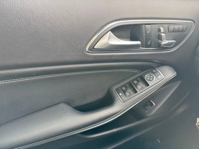 Used 2019 Mercedes-Benz GLA 250 4MATIC image 32