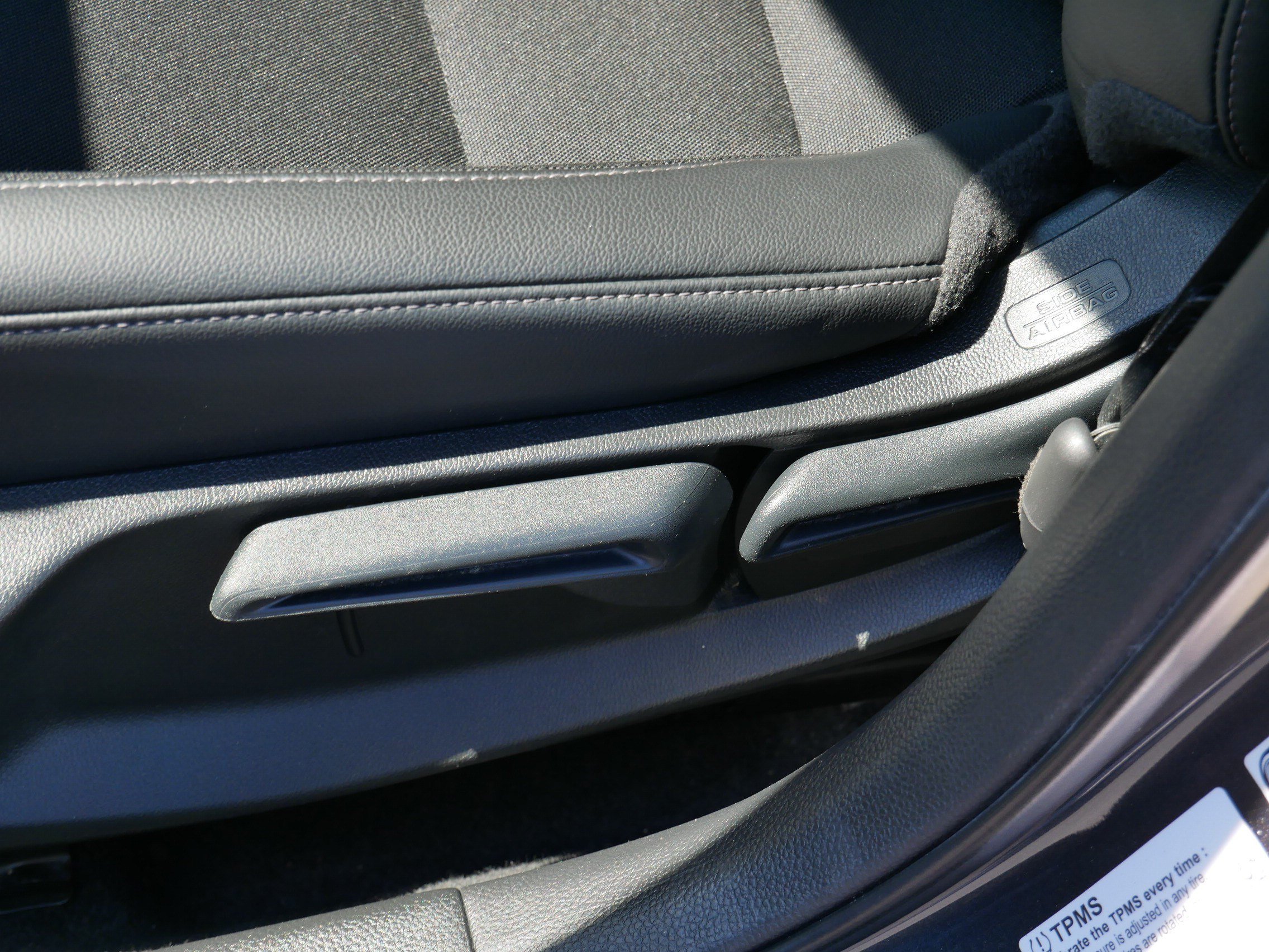 Used 2025 Honda Civic Sport image 17