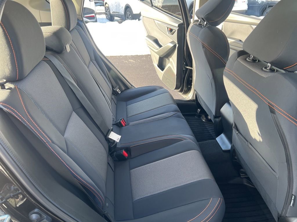 Used 2022 Subaru Crosstrek 2.0i Premium image 13