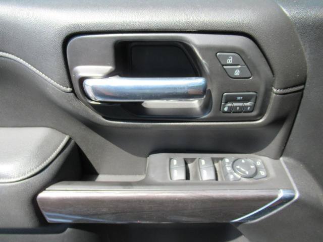 Used 2021 Chevrolet Silverado 2500 LTZ w/ LTZ Premium Package AWD/4WD image 19