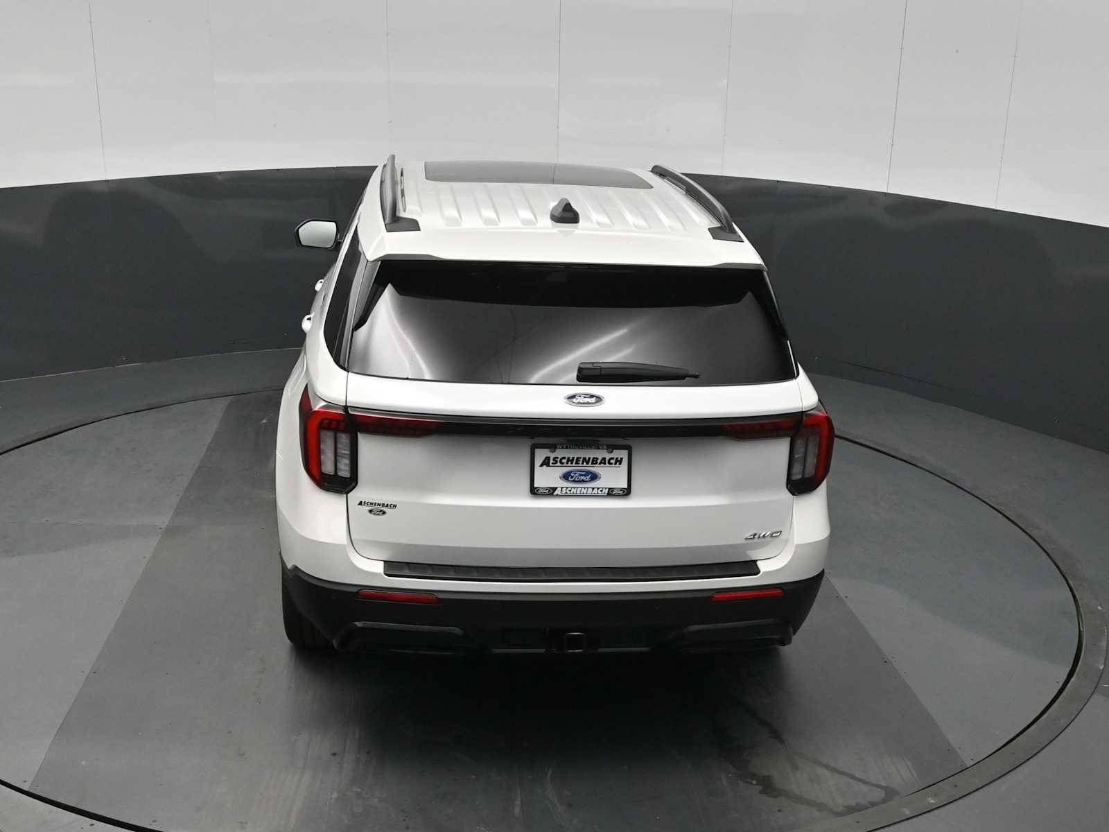 New 2026 Ford Explorer ST-Line w/ ST-Line Street Pack image 25