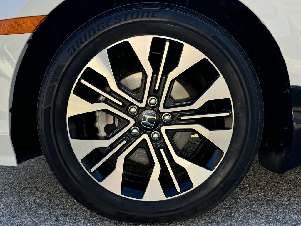 Used 2025 Honda Odyssey Elite image 10