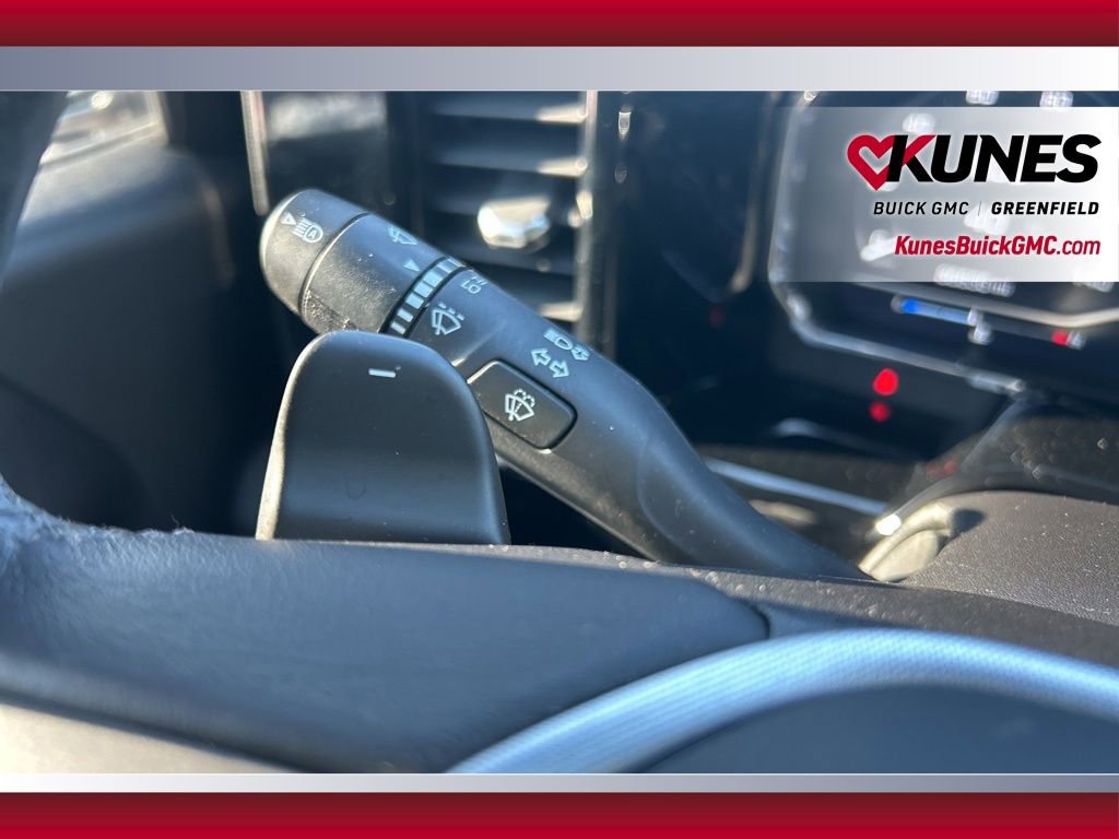 Used 2023 GMC Sierra 1500 SLT w/ SLT Premium Package image 27