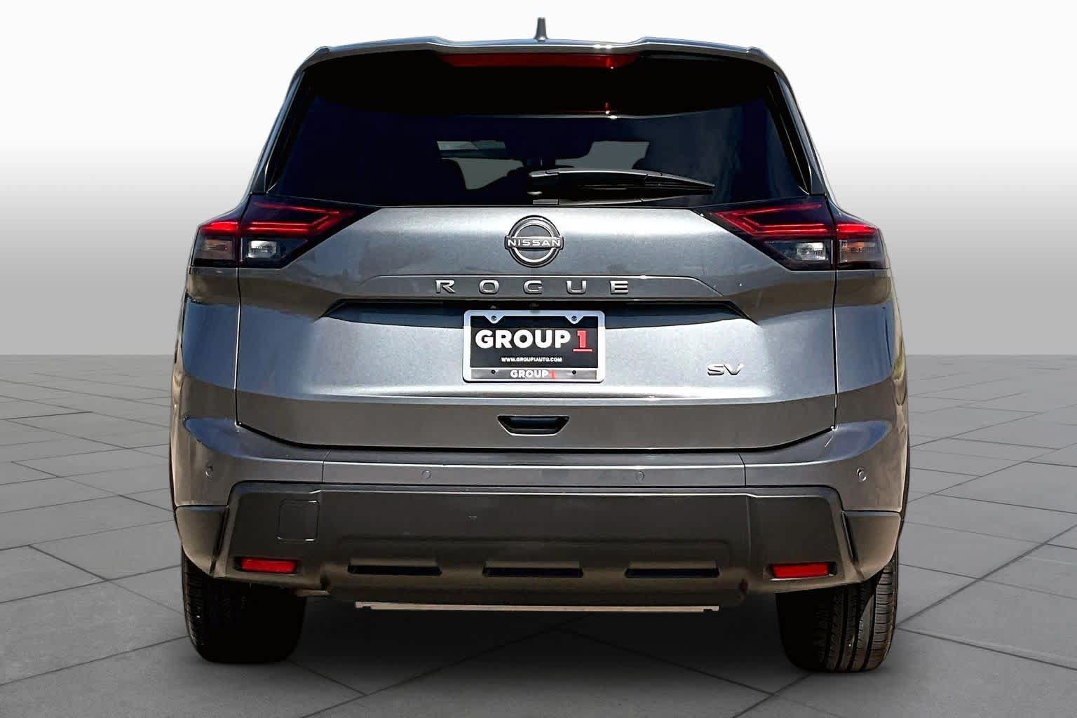 Certified 2024 Nissan Rogue SV FWD image 5
