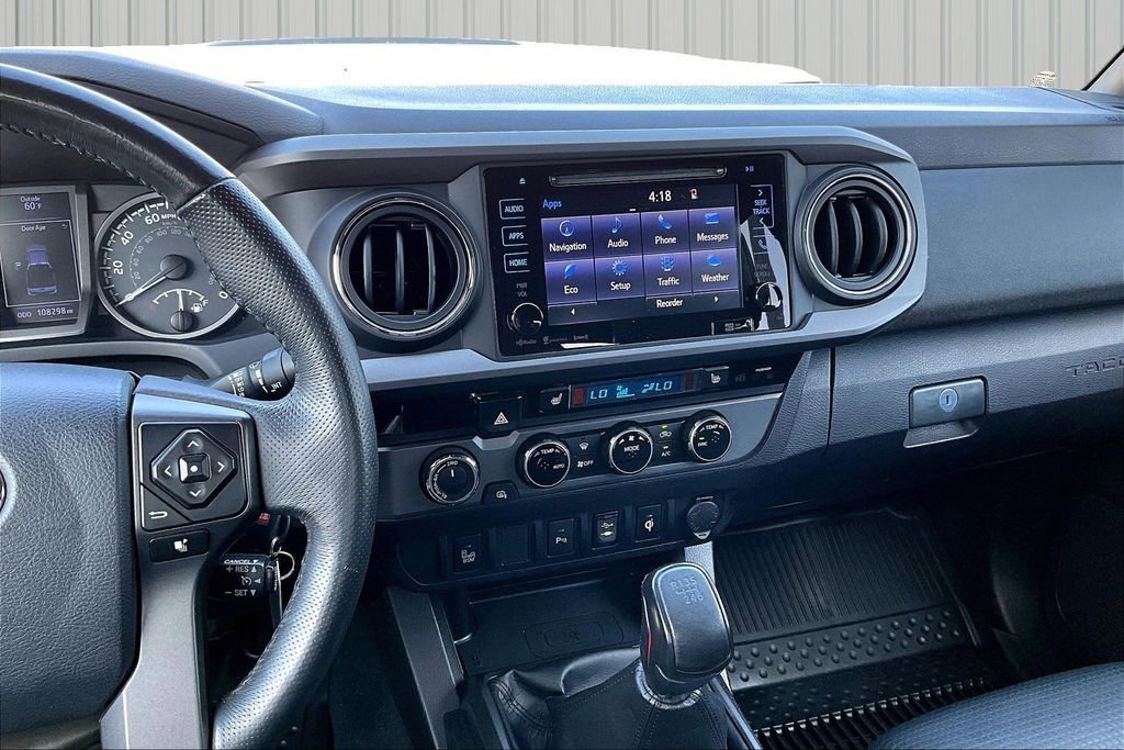 Used 2017 Toyota Tacoma TRD Pro image 3