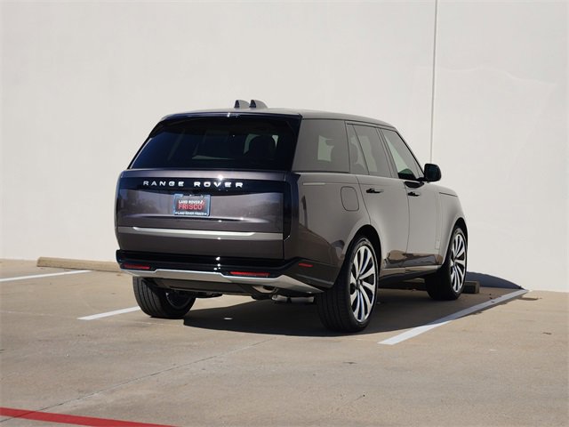 New 2026 Land Rover Range Rover SE image 4