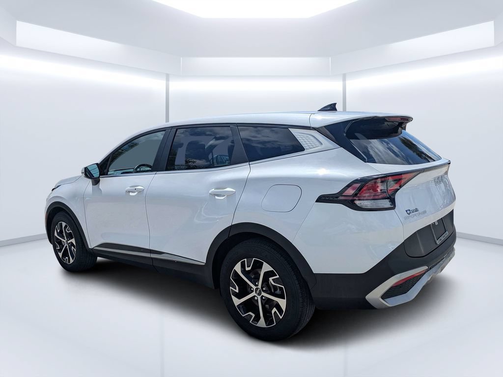 Used 2024 Kia Sportage EX FWD image 5