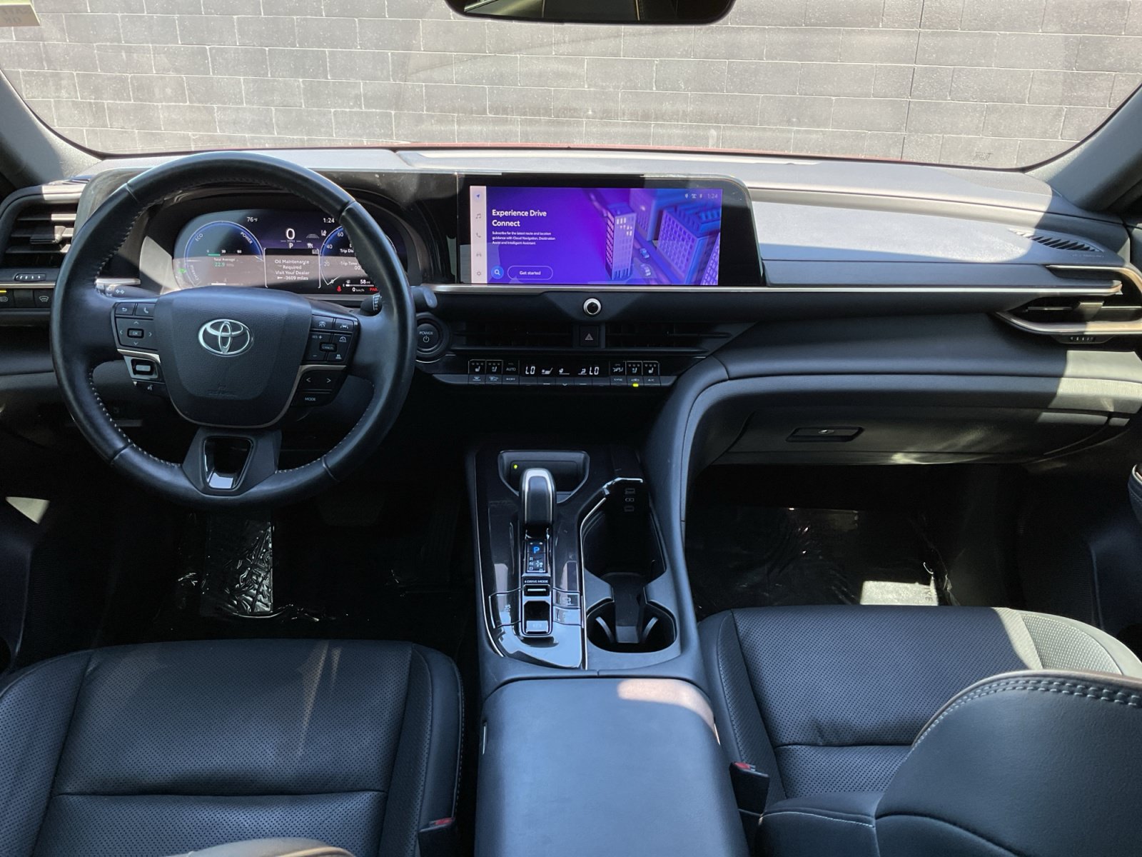 Used 2025 Toyota Crown w/ Carpet Mat Package (TMS) AWD/4WD image 13