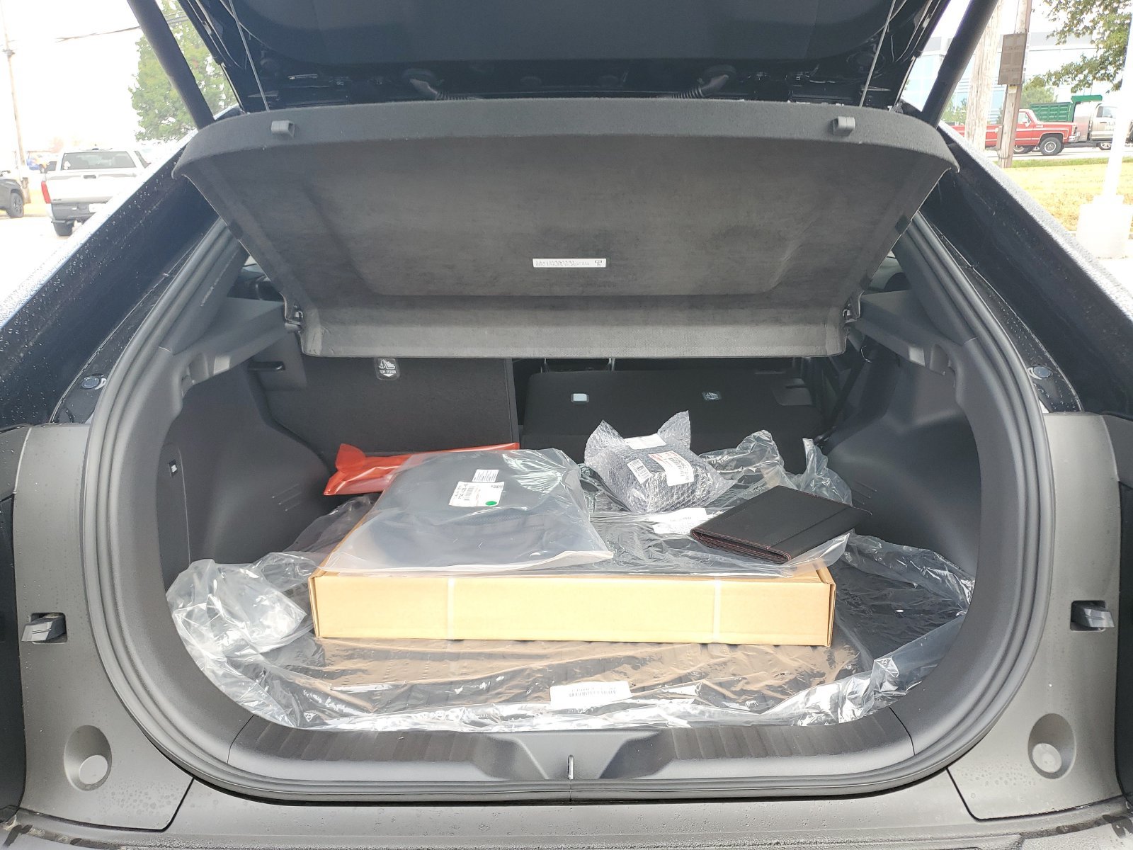 New 2026 Toyota C-HR AWD/4WD image 9