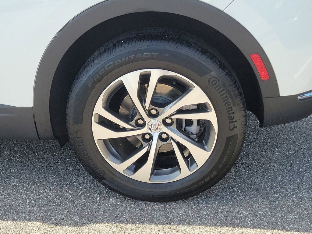 Used 2023 Buick Envision Essence FWD image 9