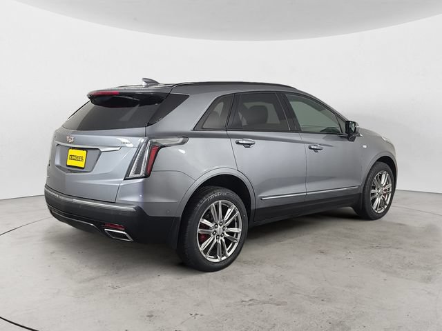 Certified 2022 Cadillac XT5 Sportv w/ Technology Package AWD/4WD image 5