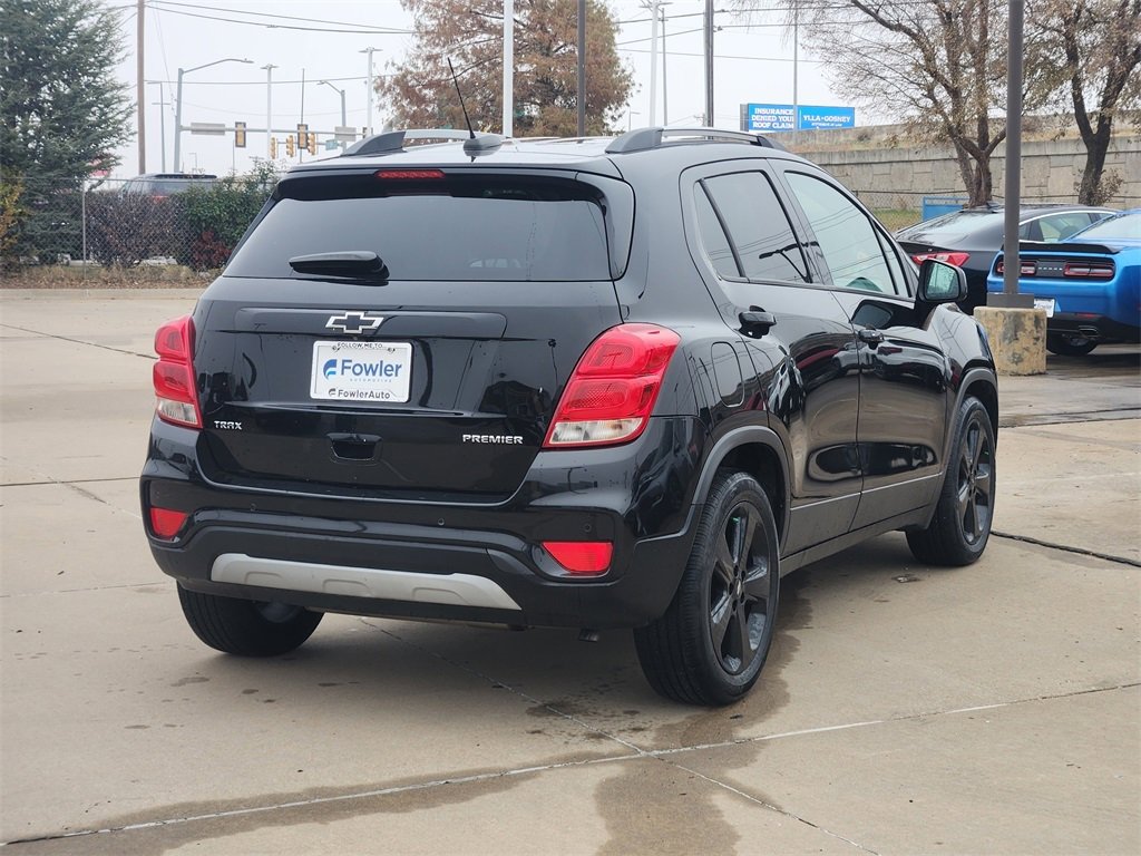 Used 2019 Chevrolet Trax Premier w/ Midnight Edition image 8