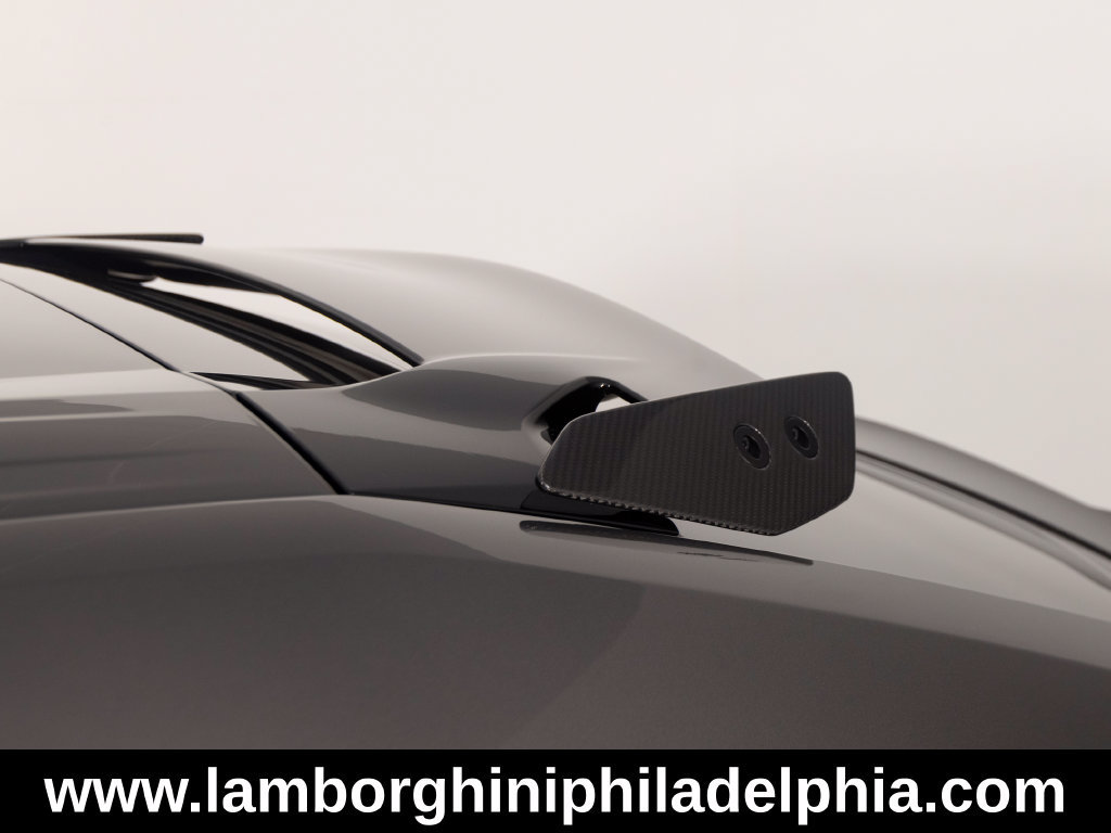 Used 2024 Lamborghini Urus Performante AWD/4WD image 51