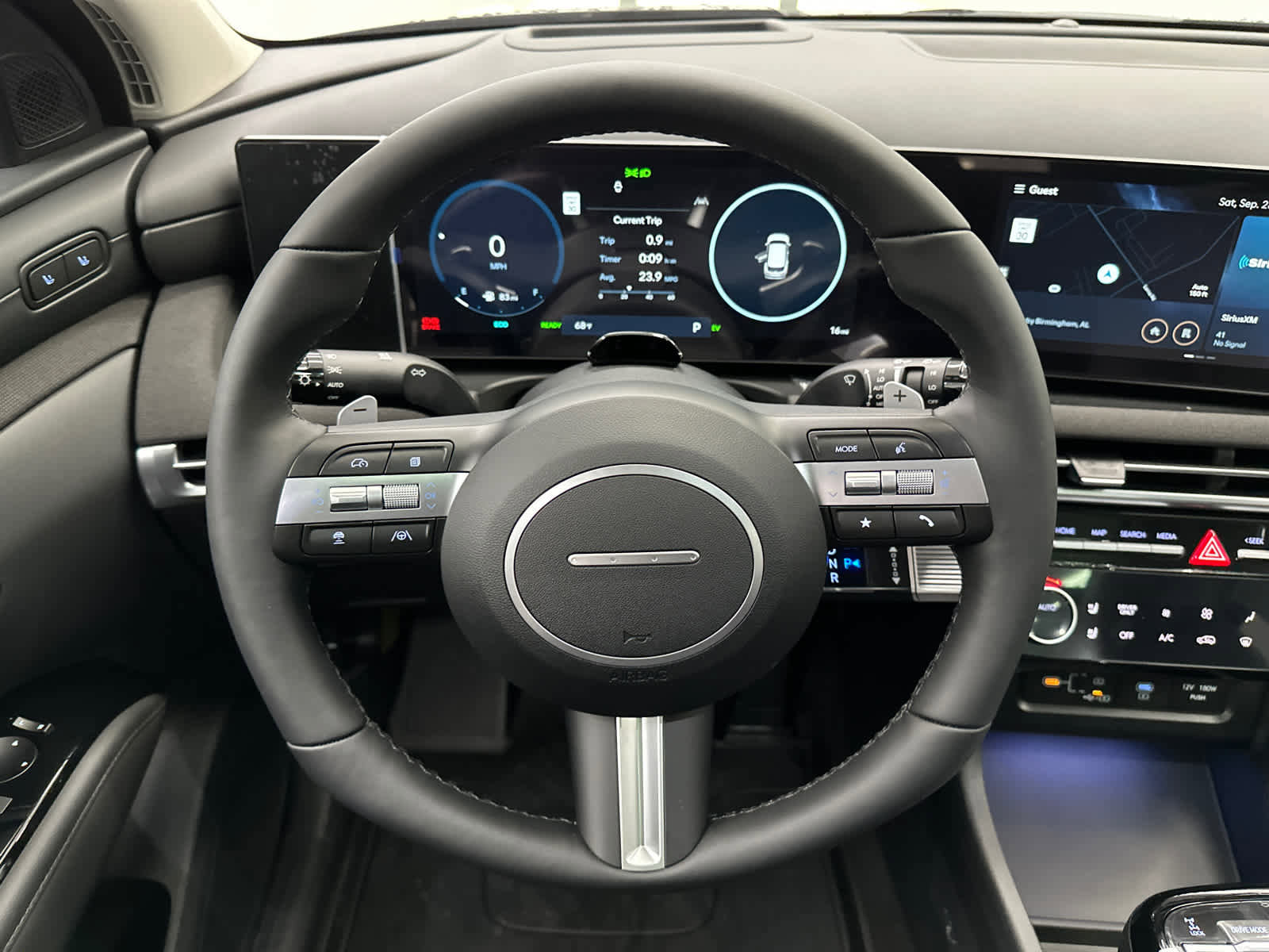 New 2025 Hyundai Tucson Limited image 24