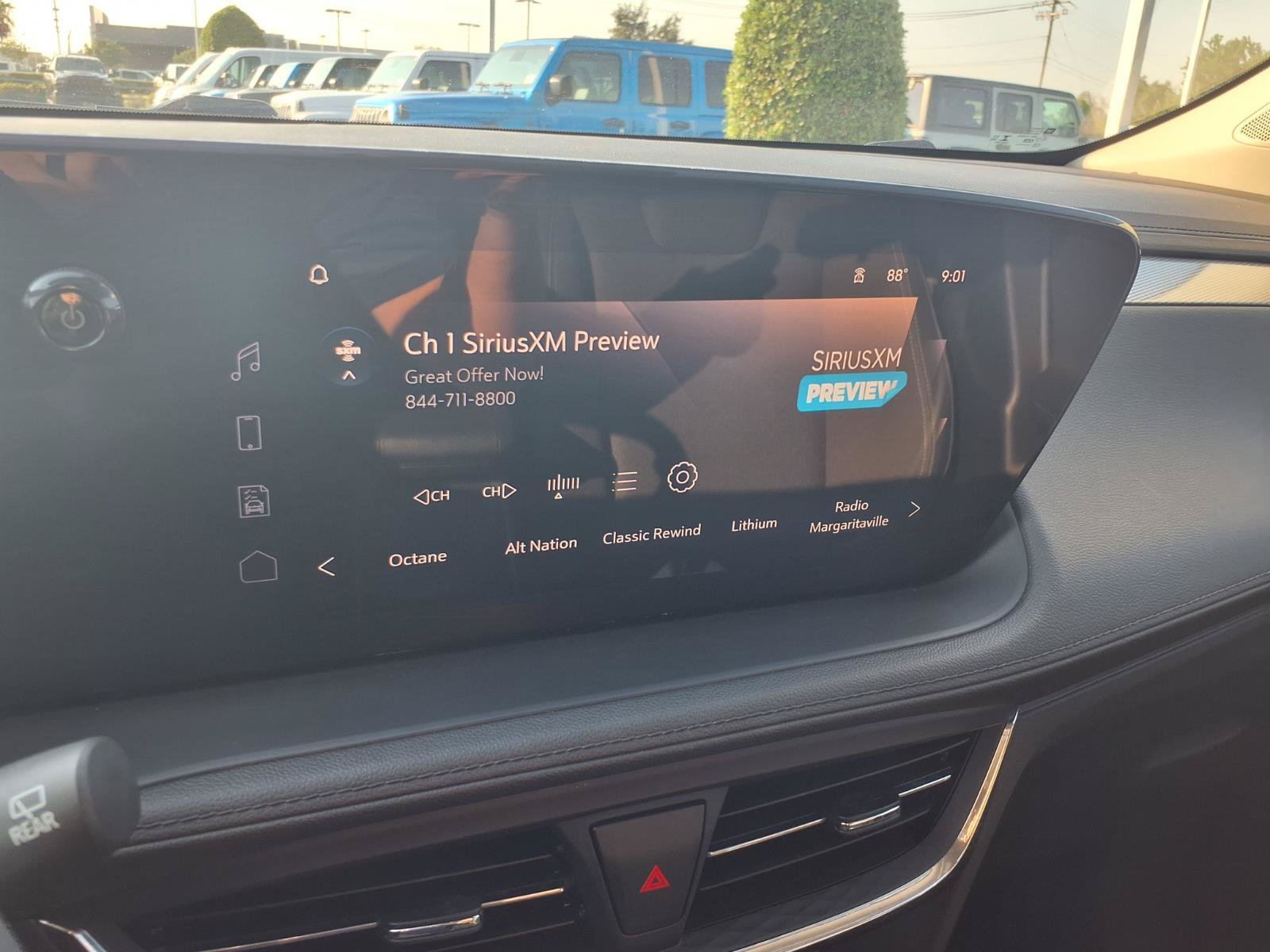 Used 2025 Buick Encore GX Preferred FWD image 19