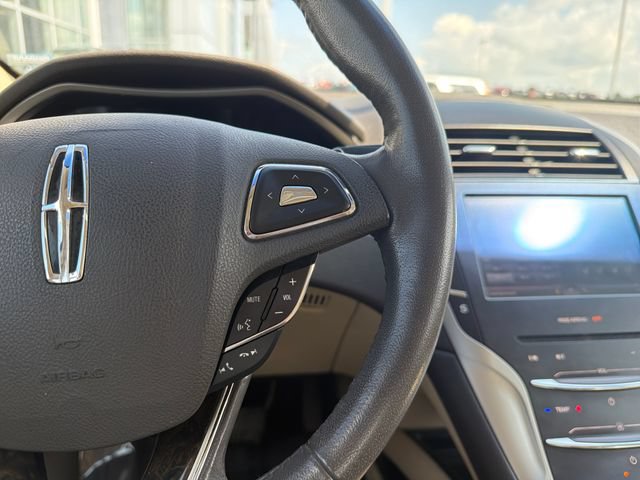 Used 2014 Lincoln MKZ w/ Equipment Group 102A Reserve FWD image 16