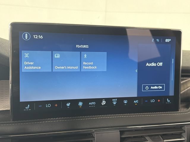 Used 2026 Lincoln Corsair Reserve FWD image 8