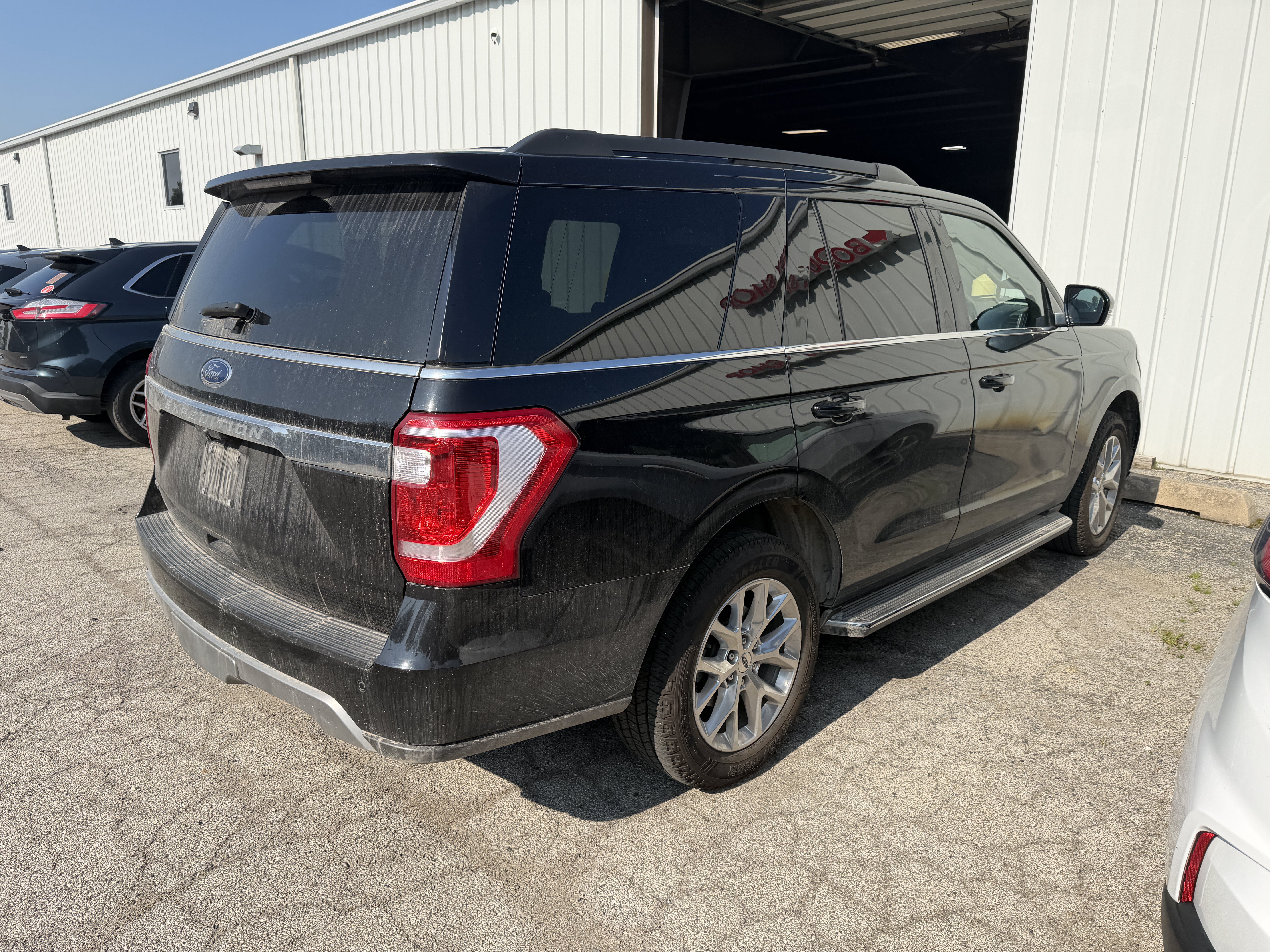 Used 2021 Ford Expedition XLT AWD/4WD image 13