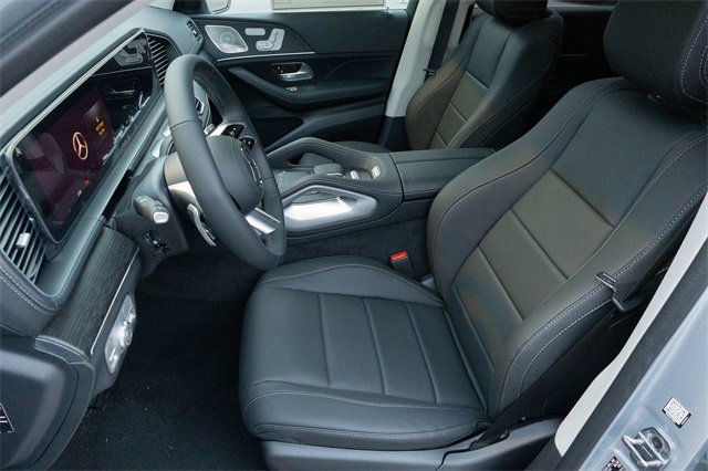 New 2026 Mercedes-Benz GLS 450 4MATIC image 12