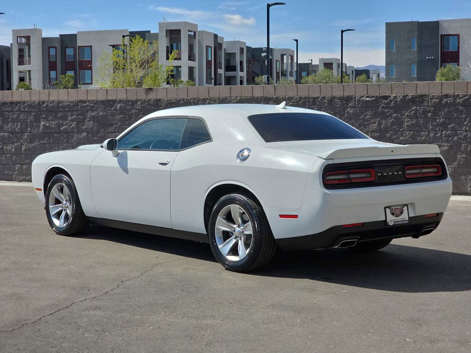 Used 2022 Dodge Challenger SXT image 7
