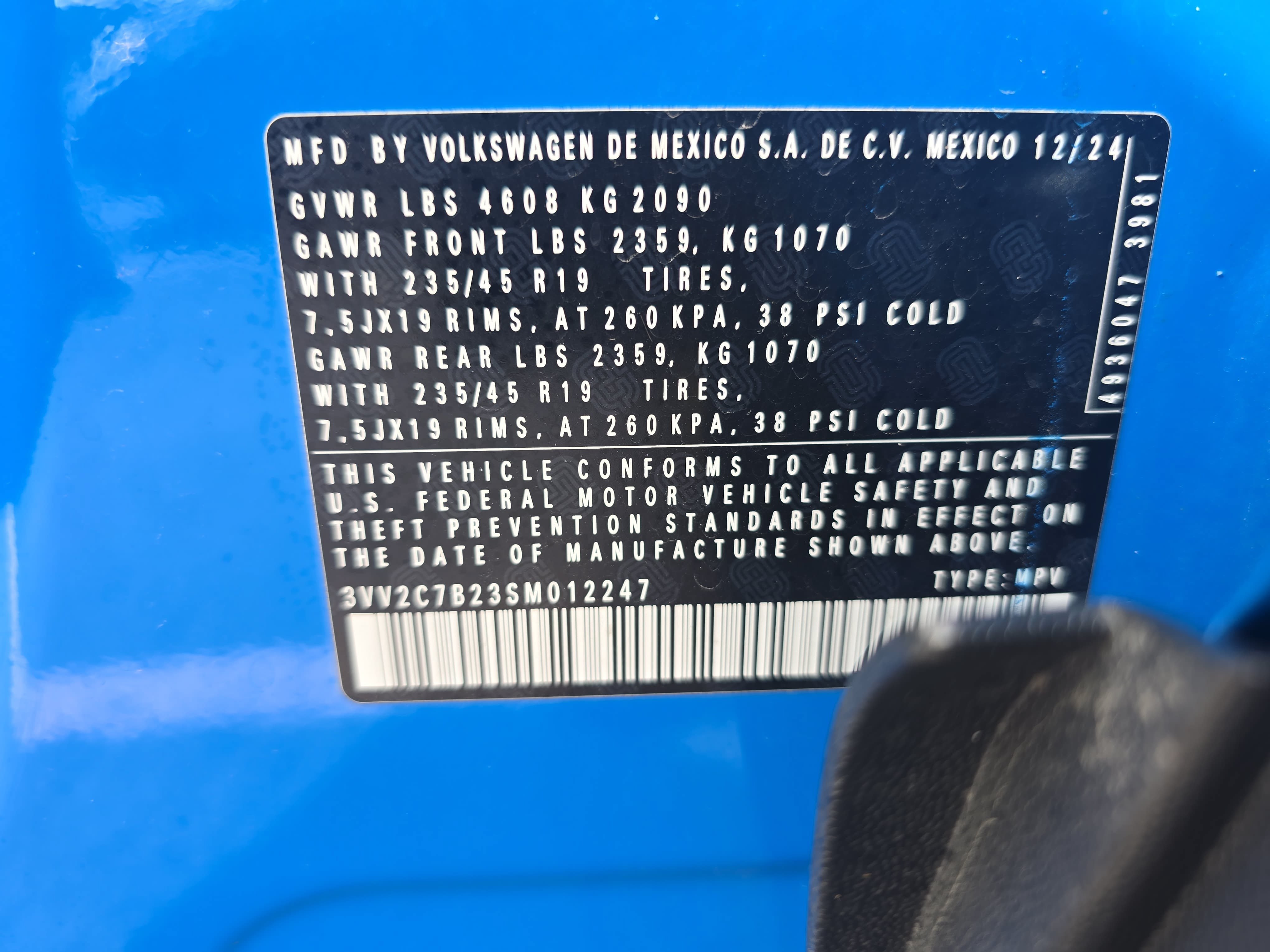 Used 2025 Volkswagen Taos SE AWD/4WD image 37