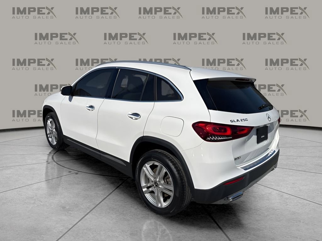 Used 2022 Mercedes-Benz GLA 250 4MATIC image 3