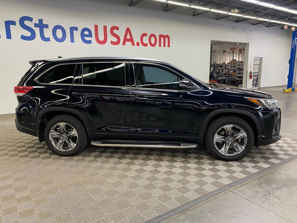 Used 2019 Toyota Highlander Limited Platinum image 11