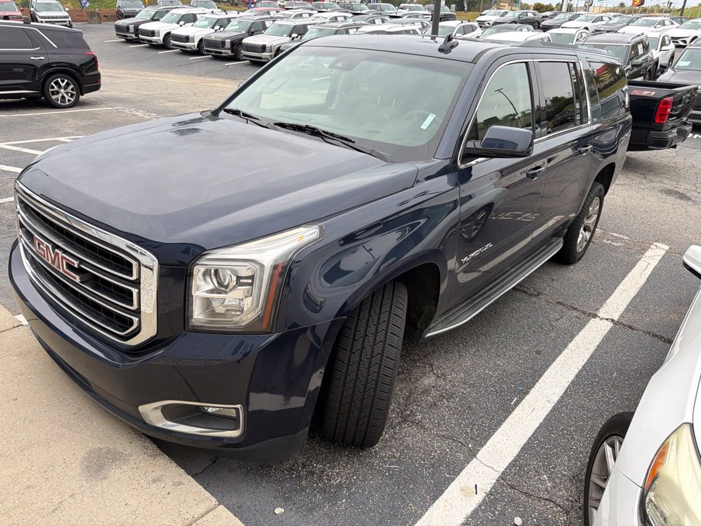 Used 2017 GMC Yukon XL SLT w/ Open Road Package RWD image 2