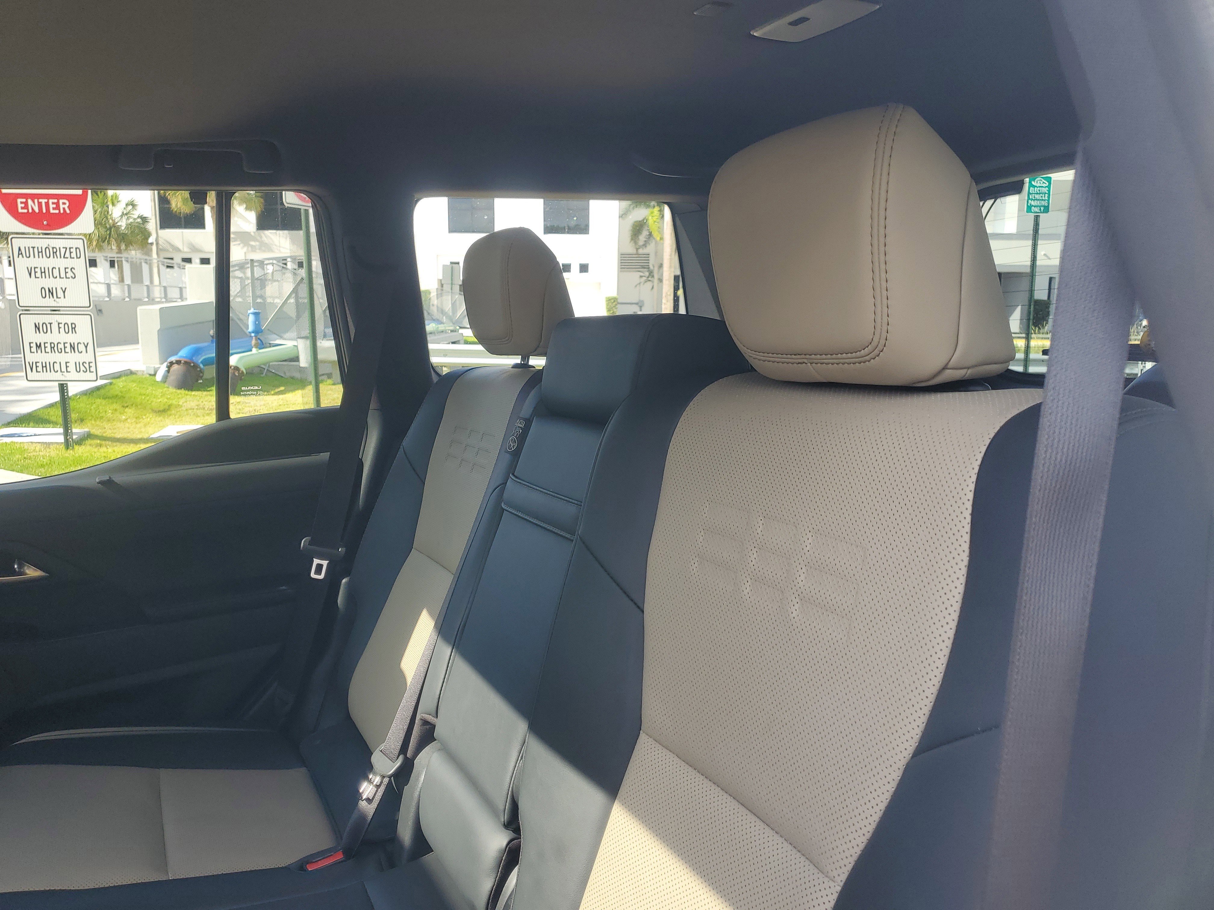 Used 2024 Lexus GX 550 image 13